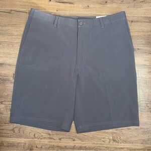 Golf America NWT Men's Gray Golf Shorts Size 36 Lightweight Cool Flat Front